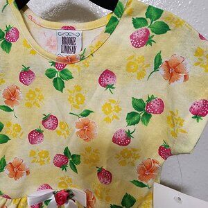 Vintage strawberry set